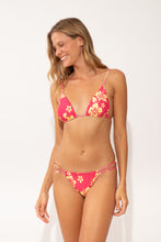 Laden Sie das Bild in den Galerie-Viewer, Image 05: Wednesday In Hawaii By Rio De Sol Set Set Pua-Guava Ana Isla