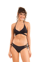 Laden Sie das Bild in den Galerie-Viewer, Model Front: Rio De Sol Unterteil Bottom Dots-Black Madrid
