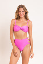 Laden Sie das Bild in den Galerie-Viewer, Model Front: Rio De Sol Oberteil Top Vita-Pink Twist