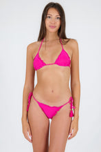 Laden Sie das Bild in den Galerie-Viewer, Model Front: Rio De Sol Oberteil Top Amaranto Frufru