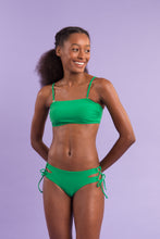 Laden Sie das Bild in den Galerie-Viewer, Image 11: Rio De Sol Set Set Tambourine Bandeau-Reto Madrid