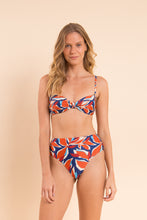 Laden Sie das Bild in den Galerie-Viewer, Image 10: Rio De Sol Set Set Leaves Bandeau-Joy Hotpants