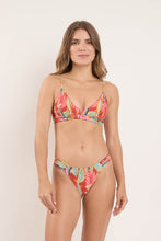 Laden Sie das Bild in den Galerie-Viewer, Model Front: Rio De Sol Oberteil Top Sea-Bloom Paola