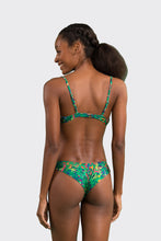 Laden Sie das Bild in den Galerie-Viewer, Model Back: Rio De Sol Set Set Wilds Balconet Nice