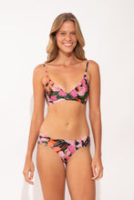 Laden Sie das Bild in den Galerie-Viewer, Model Front: Rio De Sol Unterteil Bottom Jolie Baobi