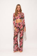 Laden Sie das Bild in den Galerie-Viewer, Model Front: Rio De Sol Strandhosen Jolie Pants Lana