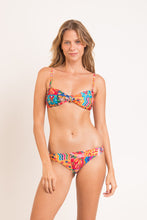 Laden Sie das Bild in den Galerie-Viewer, Model Front: Rio De Sol Oberteil Top Love-Trip Bandeau-Joy
