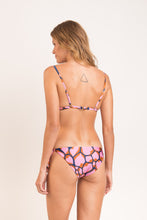 Laden Sie das Bild in den Galerie-Viewer, Model Back: Rio De Sol Unterteil Bottom Amore-Pink Ibiza-Comfy