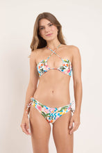 Laden Sie das Bild in den Galerie-Viewer, Model Front: Rio De Sol Oberteil Top Al-Mare Camille