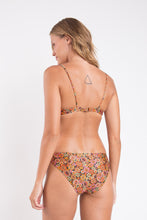 Laden Sie das Bild in den Galerie-Viewer, Model Back: Rio De Sol Set Set Bouquet Balconet-Tie Ibiza-Comfy