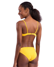 Laden Sie das Bild in den Galerie-Viewer, Image 07: Rio De Sol Set Set Malibu-Yellow Balconet Essential-Comfy