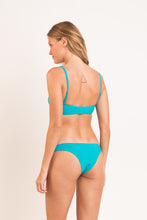 Laden Sie das Bild in den Galerie-Viewer, Model Back: Rio De Sol Set Set Malibu-Atol Bandeau-Reto Essential