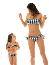 Laden Sie das Bild in den Galerie-Viewer, Model Back: Rio De Sol Mädchen-Bikini Geometric Kids