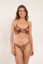 Laden Sie das Bild in den Galerie-Viewer, Model Front: Rio De Sol Oberteil Top Fiore Kate