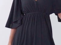 Laden und Abspielen von Videos im Galerie-Viewer, Video: Rio De Sol Mini Dress Black Mini Dress
