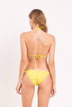 Laden Sie das Bild in den Galerie-Viewer, Model Back: Rio De Sol Unterteil Bottom Amarelo Ibiza-Comfy