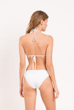 Laden Sie das Bild in den Galerie-Viewer, Model Back: Rio De Sol Unterteil Bottom Bora-White Essential-Comfy