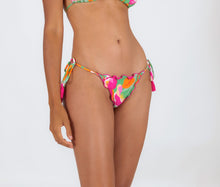Laden Sie das Bild in den Galerie-Viewer, Gallery: Rio De Sol Unterteil Bottom Green-Bloom Frufru-Fio