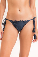 Laden Sie das Bild in den Galerie-Viewer, Gallery: Rio De Sol Unterteil Bottom Shark Frufru-Fio