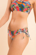 Laden Sie das Bild in den Galerie-Viewer, Image 11: Rio De Sol Set Set Jungle Bandeau-Reto Madrid