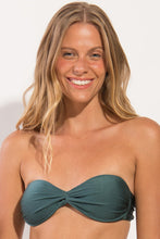 Laden Sie das Bild in den Galerie-Viewer, Gallery: Rio De Sol Oberteil Top Palace Twist