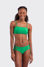 Laden Sie das Bild in den Galerie-Viewer, Model Front: Rio De Sol Oberteil Top Tambourine Bandeau-Reto