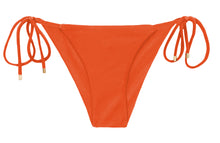 Laden Sie das Bild in den Galerie-Viewer, Product Front: Rio De Sol Unterteil Bottom Shimmer-Paprica Cheeky-Tie
