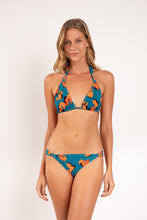 Laden Sie das Bild in den Galerie-Viewer, Model Front: Rio De Sol Set Set Luma Mel

