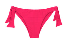 Laden Sie das Bild in den Galerie-Viewer, Product Front: Rio De Sol Unterteil Bottom Dots-Virtual-Pink Italy
