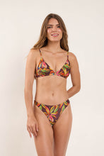 Laden Sie das Bild in den Galerie-Viewer, Model Front: Rio De Sol Unterteil Bottom Fiore Nice-Fio
