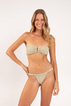 Laden Sie das Bild in den Galerie-Viewer, Image 05: Rio De Sol Set Set Brisa-Pistache Sara Eden
