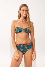 Laden Sie das Bild in den Galerie-Viewer, Model Front: Rio De Sol Unterteil Bottom Luma Amy
