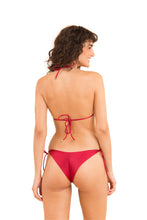 Laden Sie das Bild in den Galerie-Viewer, Model Back: Rio De Sol Oberteil Top Shimmer-Divino Tri-Inv
