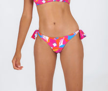 Laden Sie das Bild in den Galerie-Viewer, Gallery: Rio De Sol Unterteil Bottom Antelope Italy
