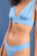 Laden Sie das Bild in den Galerie-Viewer, Image 08: Rio De Sol Set Set Baltico Halter-Marina Essential-Cos
