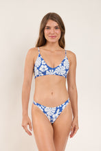 Laden Sie das Bild in den Galerie-Viewer, Model Front: Wednesday In Hawaii By Rio De Sol Unterteil Bottom Pua-Pacifica Sunset
