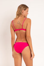 Laden Sie das Bild in den Galerie-Viewer, Model Back: Rio De Sol Unterteil Bottom Shimmer-Olinda Essential-Comfy
