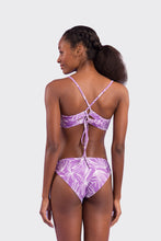 Laden Sie das Bild in den Galerie-Viewer, Model Back: Rio De Sol Unterteil Bottom Trail-Purple Essential-Comfy
