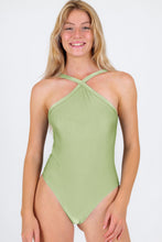 Laden Sie das Bild in den Galerie-Viewer, Gallery: Rio De Sol Badeanzug Oliva High-Neck
