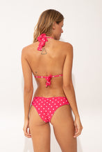 Laden Sie das Bild in den Galerie-Viewer, Model Back: Wednesday In Hawaii By Rio De Sol Set Set Kiko-Guava Mel
