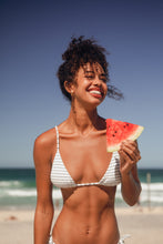 Laden Sie das Bild in den Galerie-Viewer, Image 06: Rio De Sol Oberteil Top Linea-White Lia
