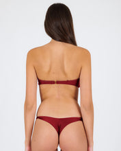 Laden Sie das Bild in den Galerie-Viewer, Image 06: Rio De Sol Set Set Shimmer-Divino Bandeau-Knot Nice-Fio
