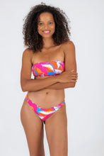 Laden Sie das Bild in den Galerie-Viewer, Image 07: Rio De Sol Set Set Antelope Bandeau-Reto High-Leg
