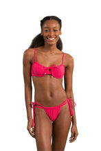 Laden Sie das Bild in den Galerie-Viewer, Model Front: Rio De Sol Oberteil Top Dots-Virtual-Pink Balconet-Tie
