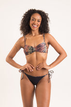 Laden Sie das Bild in den Galerie-Viewer, Image 06: Rio De Sol Set Set Cobra Twist Ibiza-Comfy
