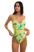 Laden Sie das Bild in den Galerie-Viewer, Banana Yellow Hype
