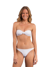 Laden Sie das Bild in den Galerie-Viewer, Bottom Bora-White Leblon-Fio
