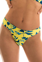 Laden Sie das Bild in den Galerie-Viewer, Bottom Lemon Flower Tri Cos
