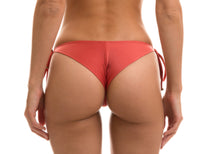 Laden Sie das Bild in den Galerie-Viewer, Bottom Madras Tri Arg
