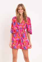 Laden Sie das Bild in den Galerie-Viewer, Flavors Mini Dress
